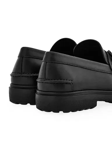 FERRAGAMO Men's Tobias Gancini Leather Loafers - Nero | Thumbnail 5