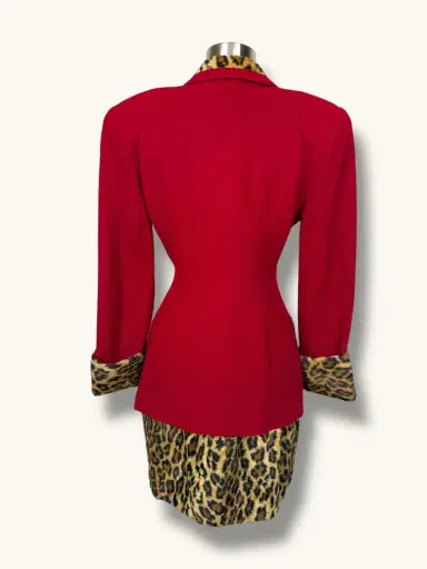Jen Wonders Studio Skirt Suit Set | Thumbnail 13 Jen Wonders Studio Skirt Suit Set | Thumbnail 13