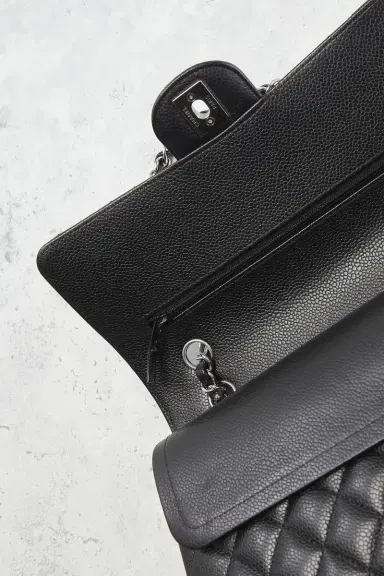 Chanel Chanel Caviar Medium Classic Double Flap Bag | Thumbnail 7 Chanel Chanel Caviar Medium Classic Double Flap Bag | Thumbnail 7
