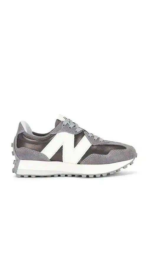 327 Sneaker