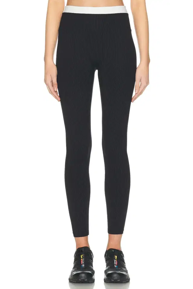 YEAR OF OURS Ribbed Layered Legging