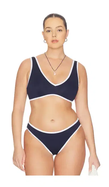 Good American Compression Deep V Bikini Top | Thumbnail 2