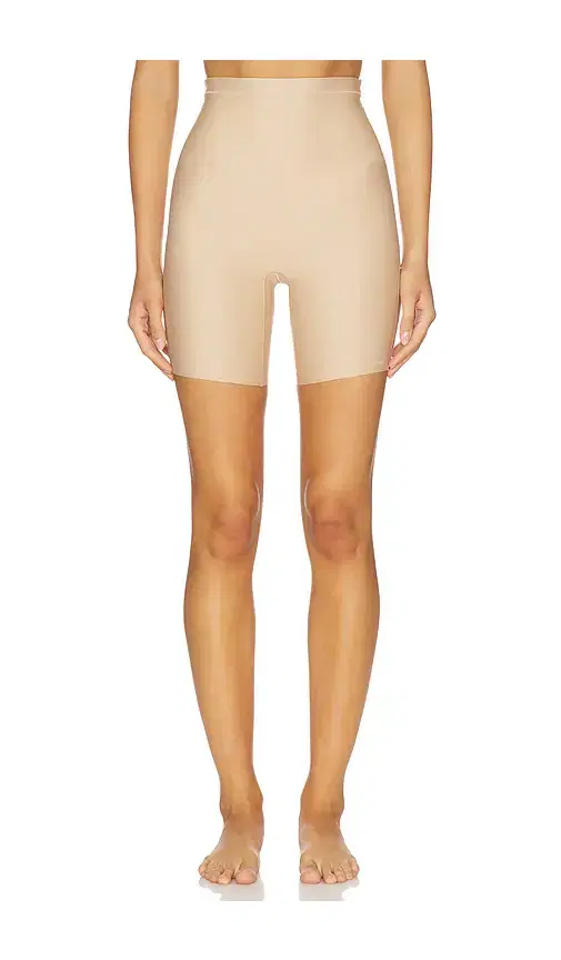 Body Cs Mid Rise Short