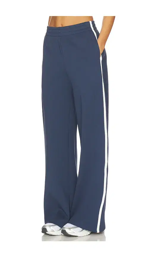 Travel Wide Leg Pants