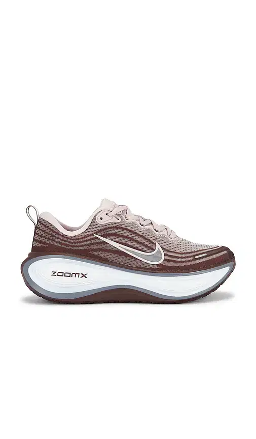 Vomero Plus Sneaker