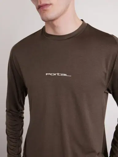 Portal Lateral Peak Logo-Print Recycled-Jersey T-Shirt - Men | Thumbnail 5