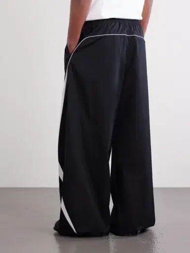 Acne Studios Wide-Leg Cotton-Blend Sweatpants - Men | Thumbnail 4 Acne Studios Wide-Leg Cotton-Blend Sweatpants - Men | Thumbnail 4