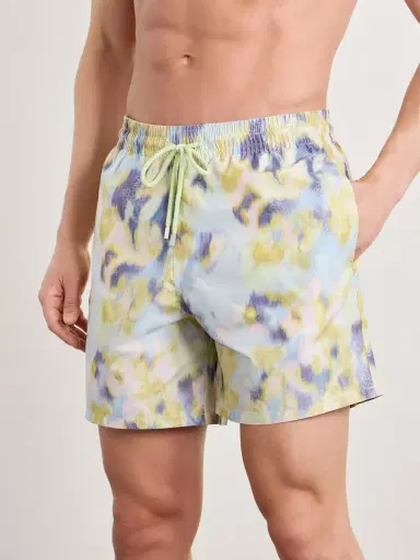 Vilebrequin Moopea Straight-Leg Mid-Length Printed Recycled Swim Shorts - Men | Thumbnail 2