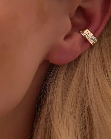 SARA WEINSTOCK Papua Gold & Diamond 2-Row Ear Cuff | Thumbnail 2 SARA WEINSTOCK Papua Gold & Diamond 2-Row Ear Cuff | Thumbnail 2