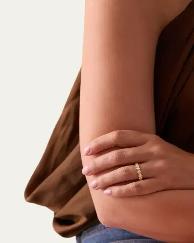 SARA WEINSTOCK Honey Comb 18K Gold & Diamond Hexagon Band Ring | Thumbnail 2