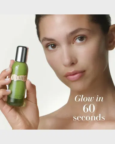 La Mer The Revitalizing Hydrating Serum, 1 oz. | Thumbnail 2 La Mer The Revitalizing Hydrating Serum, 1 oz. | Thumbnail 2