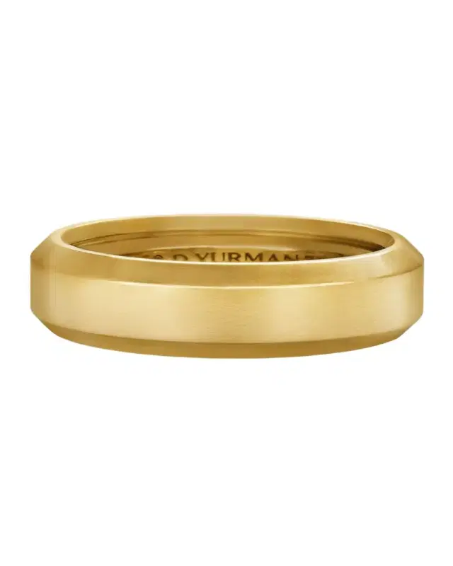 Men 's Beveled Band Ring in 18K Gold, 6mm