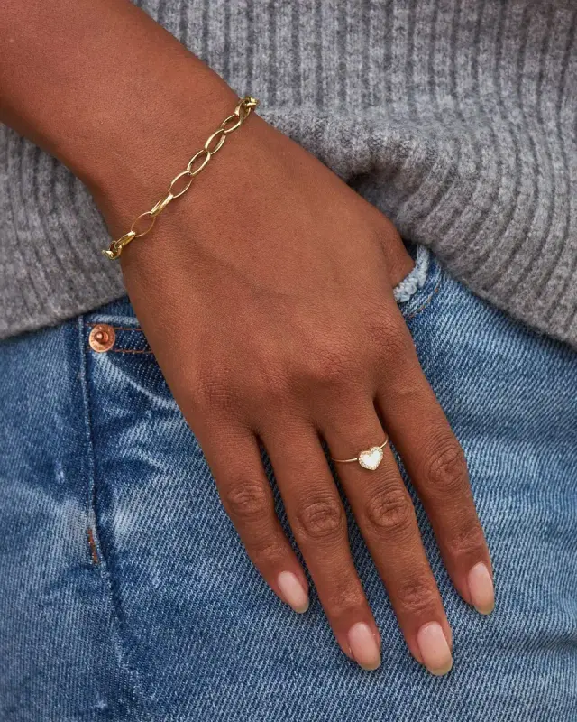 18k Gold Diamond Heart Ring, Size 6.5