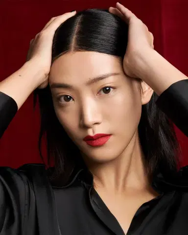 Yves Saint Laurent Beaute The Slim Velvet Radical | Thumbnail 2