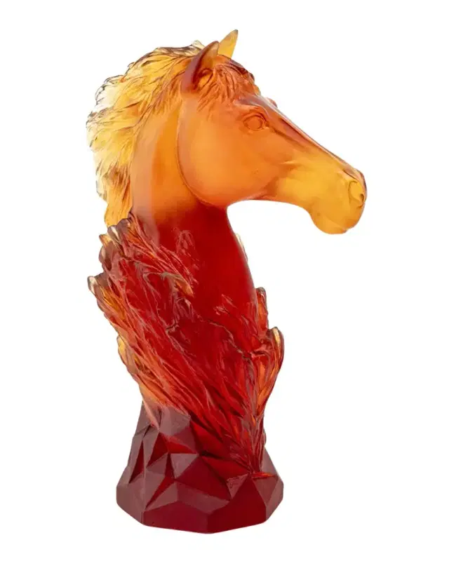 Daum Cavalcade Amber Chess Knight