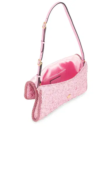 Valentino Garavani Vain Soft Clutch | Thumbnail 4 Valentino Garavani Vain Soft Clutch | Thumbnail 4