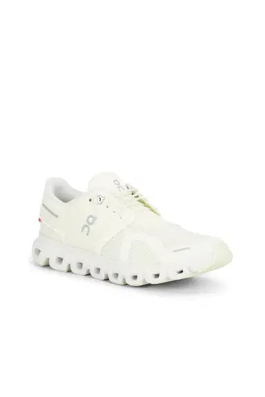 ON Cloud 6 Sneaker | Thumbnail 2
