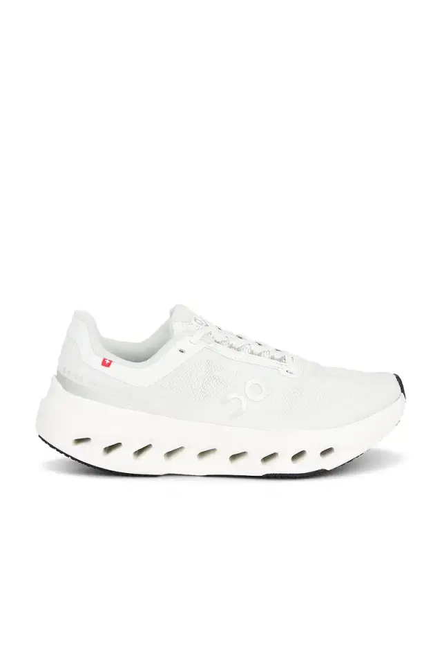 On Cloudsurfer Next Sneaker