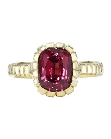 Retrouvaí Garnet Heirloom Bezel Ring | Thumbnail 1