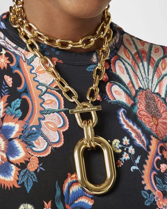 XL Chain-Link Pendant Necklace