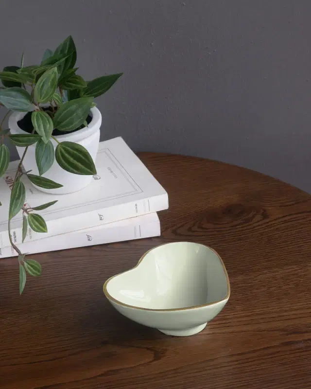 Beatriz Ball Encanto Deep Heart Mini Bowl