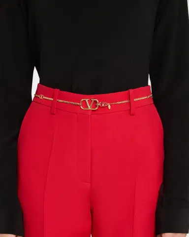 Valentino Garavani VLogo Signature Chain Belt | Thumbnail 1 Valentino Garavani VLogo Signature Chain Belt | Thumbnail 1