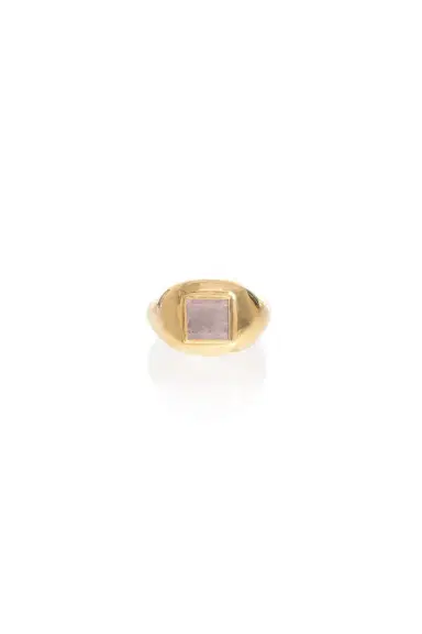 GABRIELA HEARST Medium Ring in 18k Gold & Rose Quartz Stone | Thumbnail 1 GABRIELA HEARST Medium Ring in 18k Gold & Rose Quartz Stone | Thumbnail 1