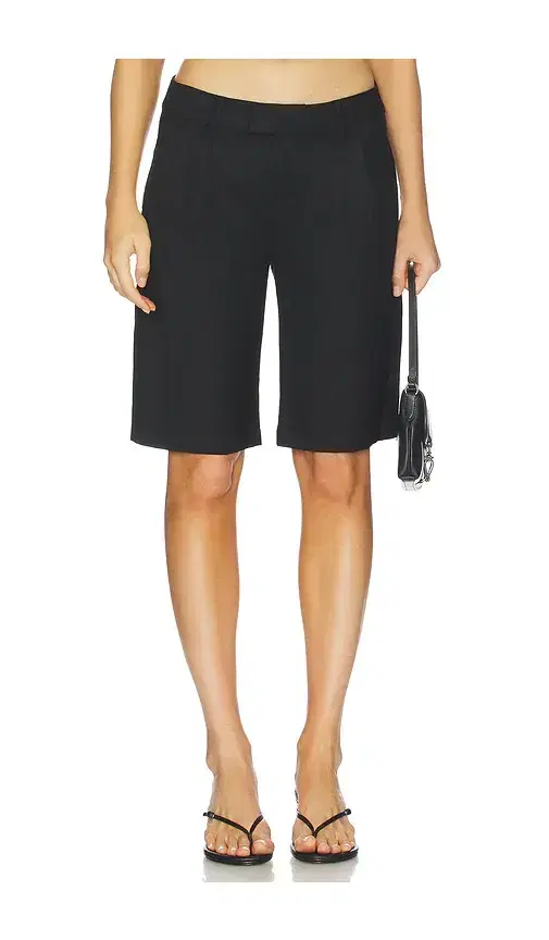 Livi Short