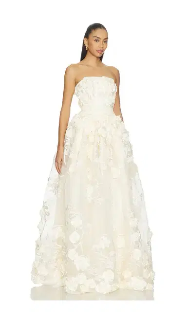 Zhivago Dream Of That Gown | Thumbnail 2 Zhivago Dream Of That Gown | Thumbnail 2