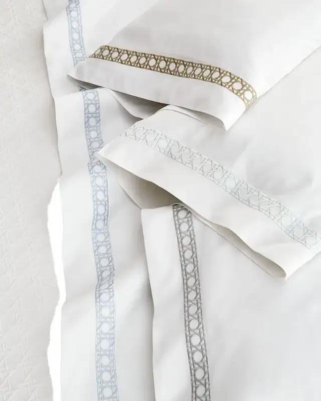 Sferra Cane II Embroidered Standard Pillowcase Pair
