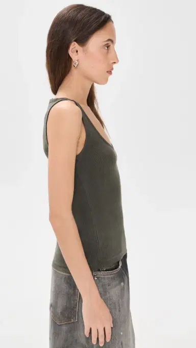 ALL THREE Claire V-Tank Army Green | Thumbnail 4 ALL THREE Claire V-Tank Army Green | Thumbnail 4