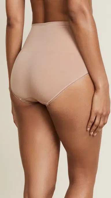 Yummie Seamlessly Shaped Ultralight Briefs Almond M/L | Thumbnail 3