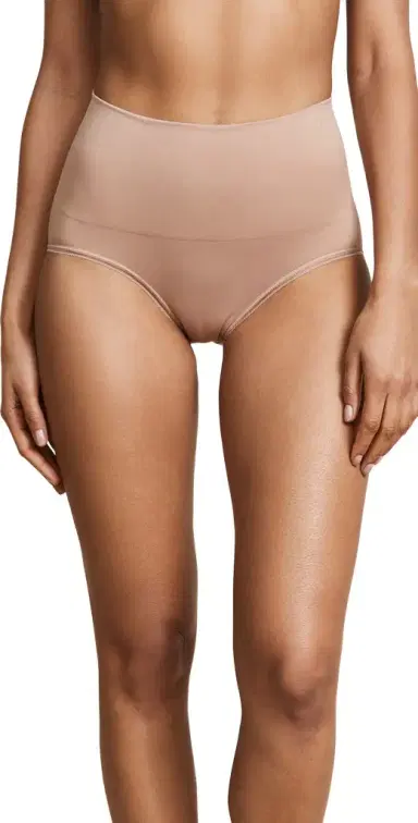 Yummie Seamlessly Shaped Ultralight Briefs Almond M/L | Thumbnail 1
