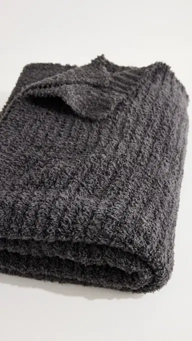 Barefoot Dreams CozyChic Ribbed Throw Carbon One Size | Thumbnail 3