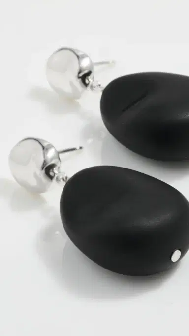 AGMES Ada Earrings Sterling Silver/Onyx | Thumbnail 4