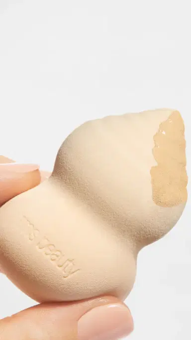 RMS Beauty Skin2Skin Beauty Sponge No Color | Thumbnail 4