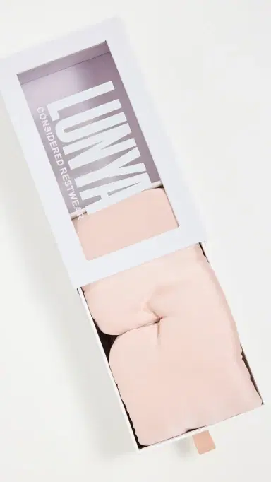Lunya Washable Silk leep Mask Delicate Pink | Thumbnail 5