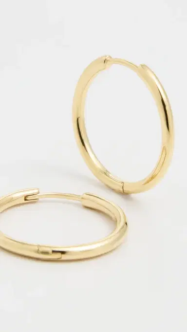 Madewell Demi Skinny Medium Hoop Earrings 14K | Thumbnail 4 Madewell Demi Skinny Medium Hoop Earrings 14K | Thumbnail 4
