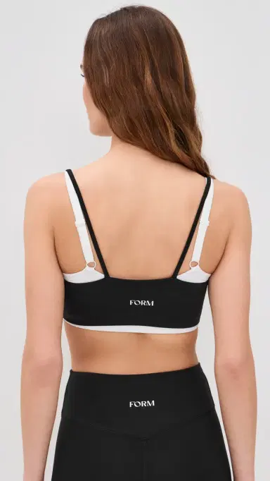 FORM Layered Bra Black | Thumbnail 3