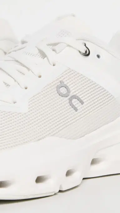 ON Cloudpulse Next Sneakers White/Ice 6 | Thumbnail 6