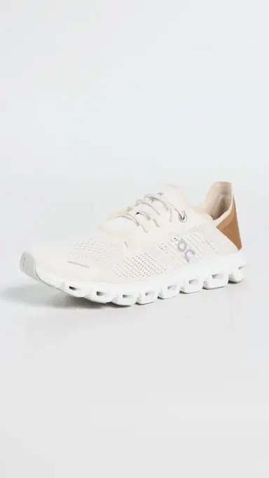ON Cloud 6 Coast Sneakers Gardenia/Sphinx 9 | Thumbnail 2