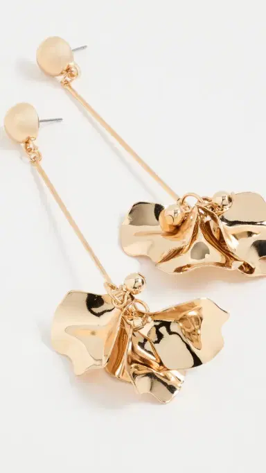 SHASHI Petunia Earrings Gold One Size | Thumbnail 4