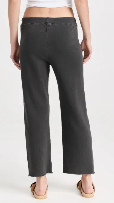 The Great. THE GREAT. The Wide Leg Cropped Sweatpants Washed Black 2 | Thumbnail 3