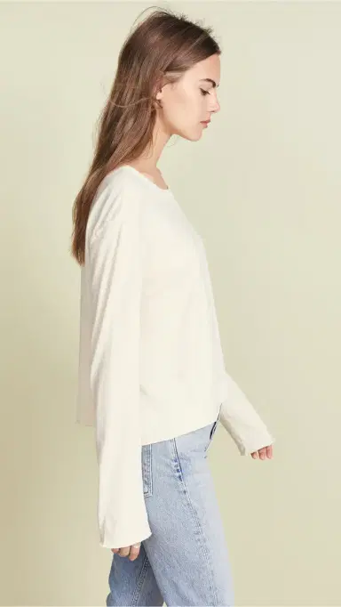 THE GREAT. The Long Sleeve Crop Tee Washed White | Thumbnail 4 THE GREAT. The Long Sleeve Crop Tee Washed White | Thumbnail 4