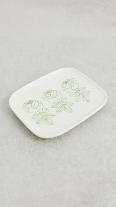 Marimekko Oiva Vihkiruusu Plate White/Sage | Thumbnail 2