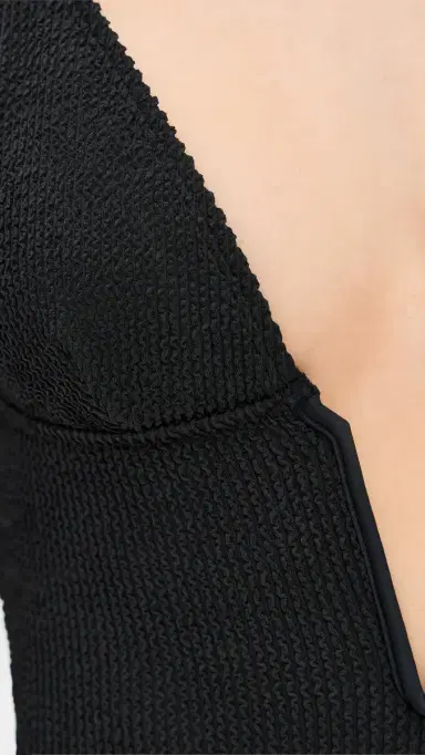 GOOD AMERICAN Always Fits Deep V Underwire One Piece | Thumbnail 6