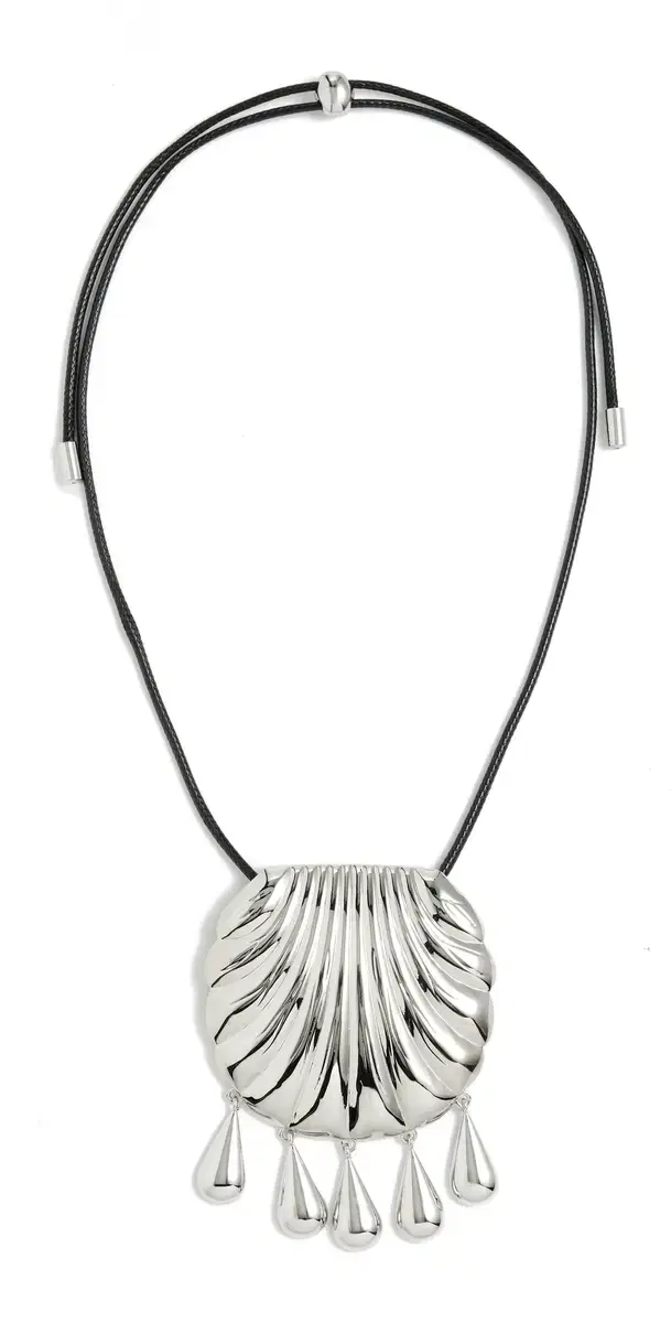 Shell Pendant Necklace Silver Silver One Size Shell Pendant Necklace Silver Silver One Size