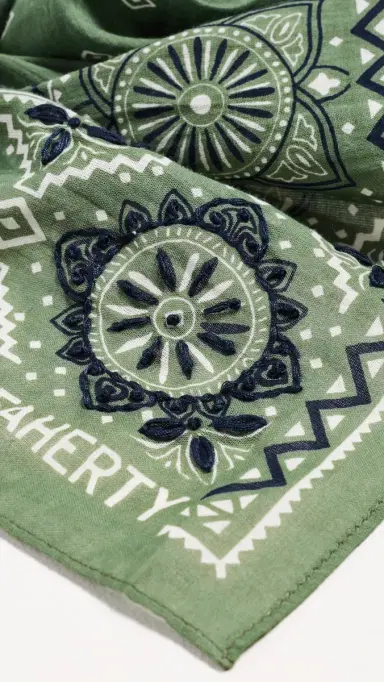 Faherty Star Geo Bandana Scarf Four Leaf Clover One Size | Thumbnail 5 Faherty Star Geo Bandana Scarf Four Leaf Clover One Size | Thumbnail 5