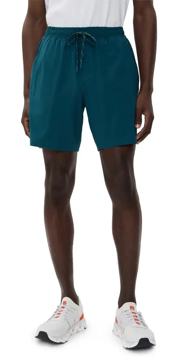 Unlined Pursuit horts 7 Cape Blue