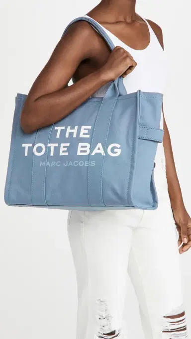 Marc Jacobs The Large Tote Bag Blue Shadow One Size | Thumbnail 3 Marc Jacobs The Large Tote Bag Blue Shadow One Size | Thumbnail 3